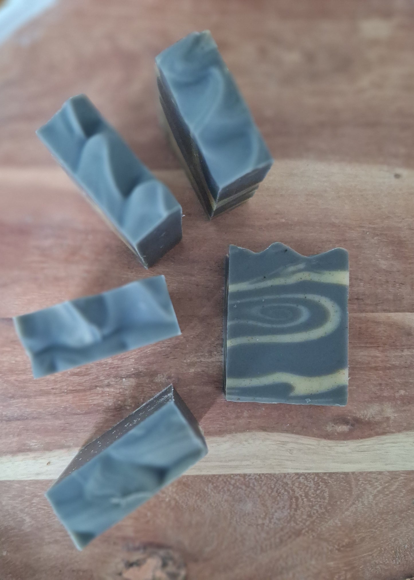 Blackwood - Charcoal & Juniper Berry